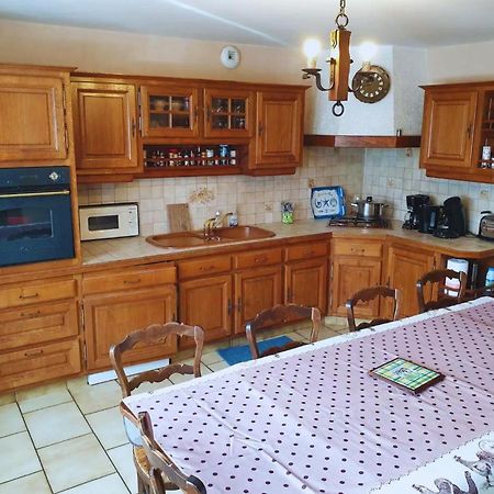 Maison En Pierre Au Milieu Du Bocage Coulouvray-Boisbenâtre Екстериор снимка